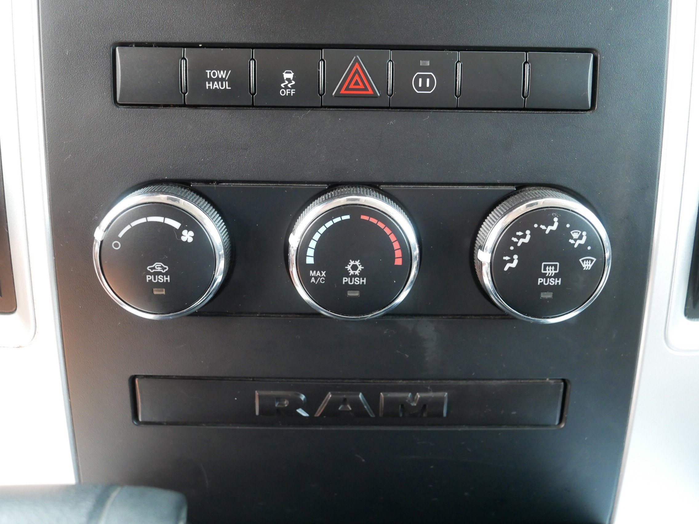 Used 2011 RAM 1500 Sport AWD/4WD image 23
