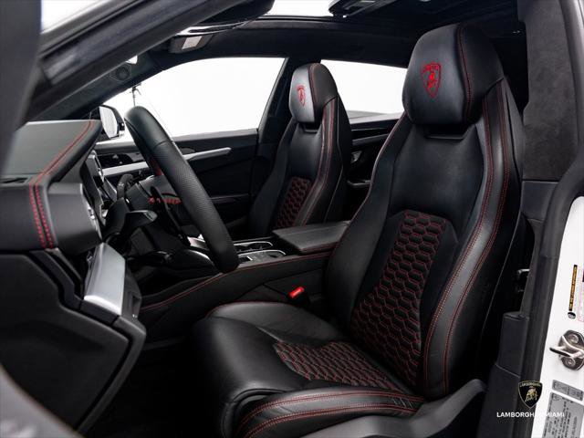 Used 2019 Lamborghini Urus AWD/4WD image 45