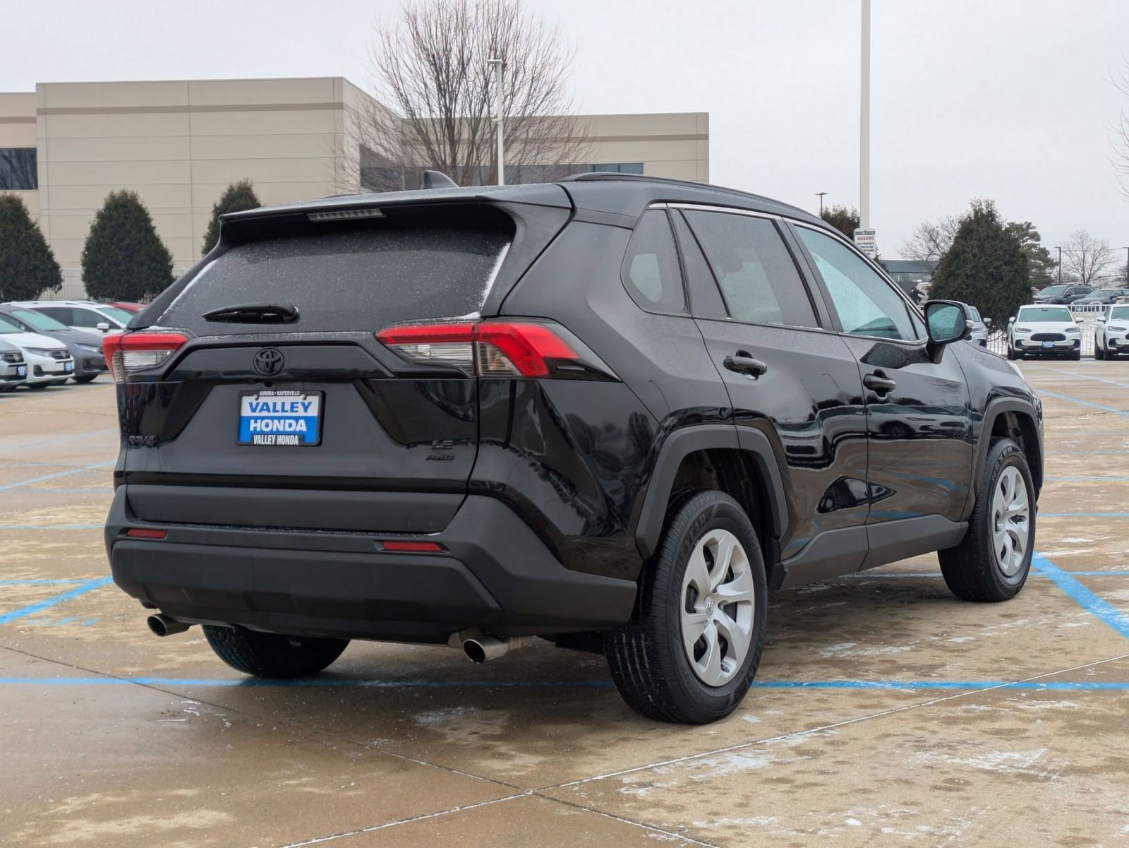 Used 2020 Toyota RAV4 LE w/ All Weather Liner Package image 6