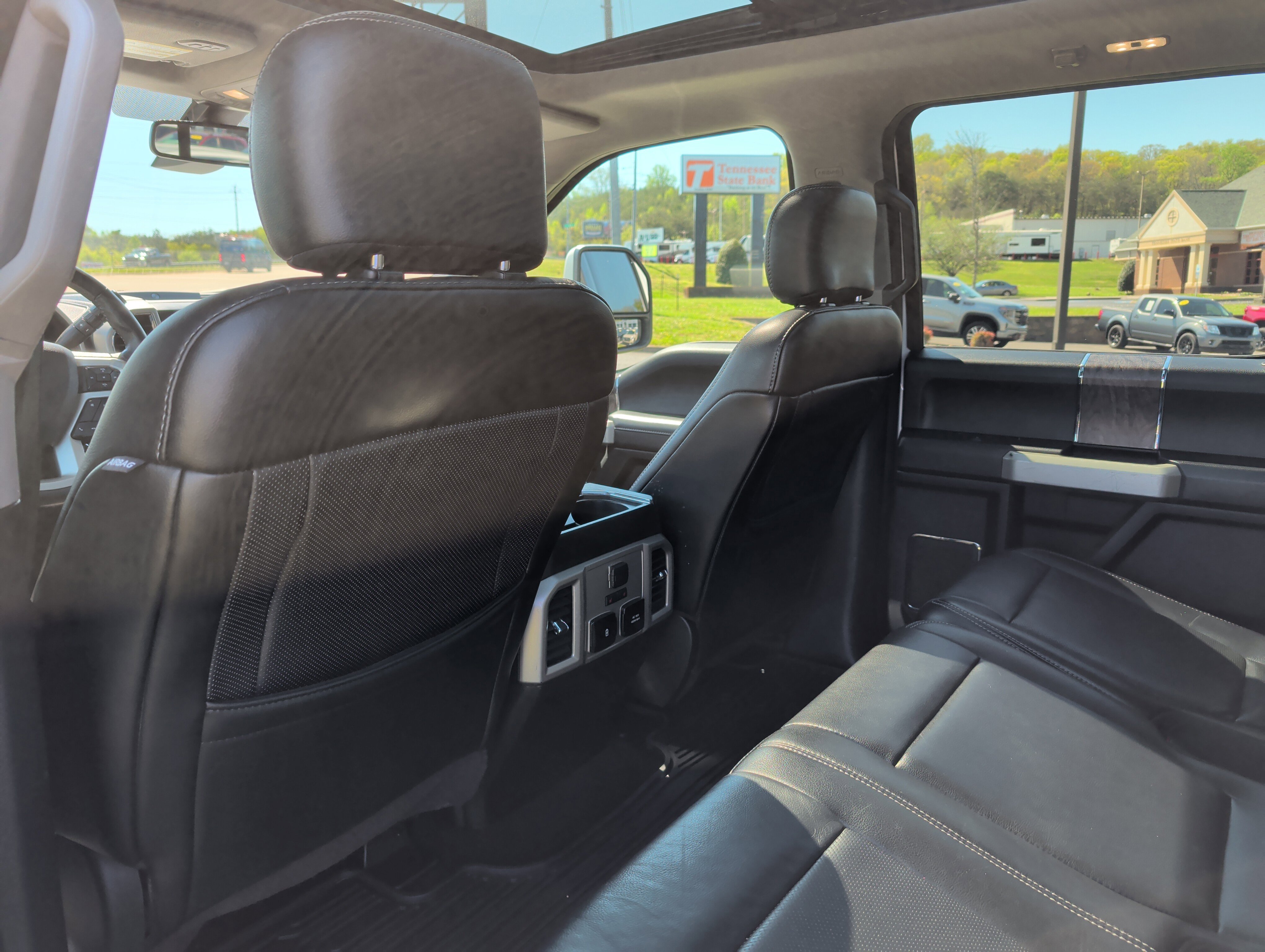 Used 2019 Ford F350 Lariat w/ Lariat Ultimate Package image 20