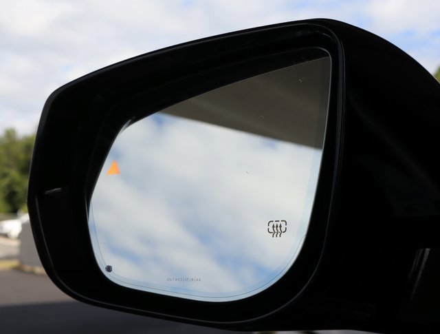 Used 2021 Jeep Grand Cherokee L Summit w/ Luxury Tech Group V image 13