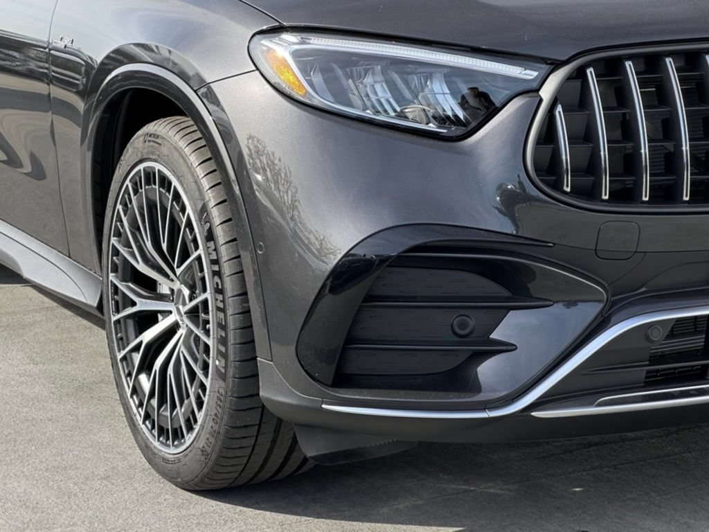 New 2025 Mercedes-Benz GLC 43 AMG 4MATIC Coupe image 4