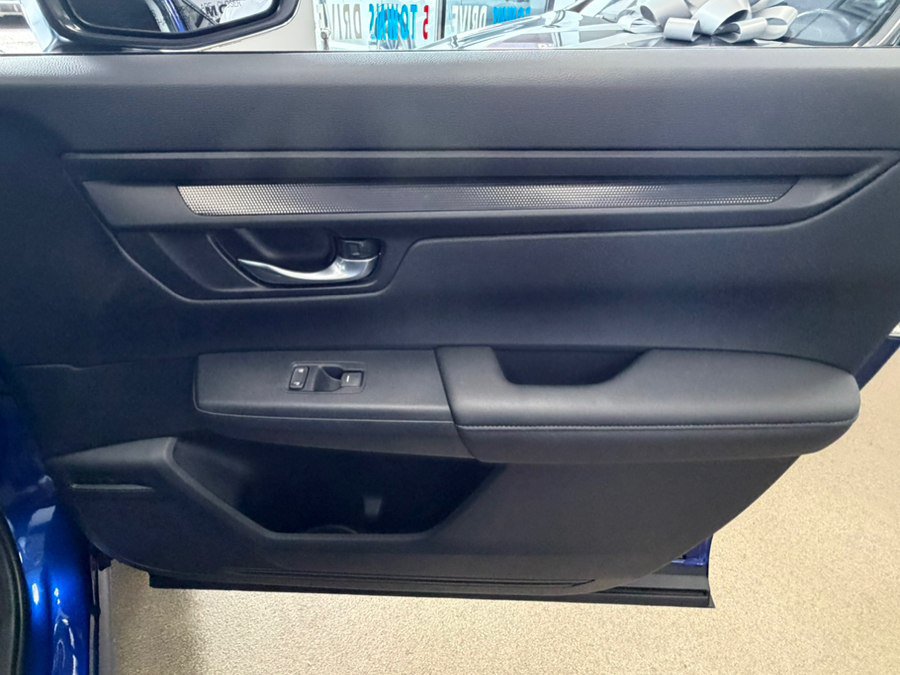 Used 2025 Honda CR-V LX image 38