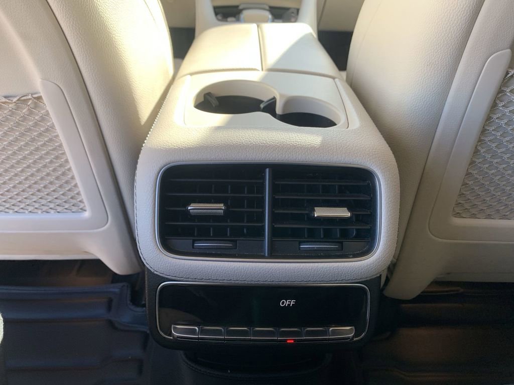 Used 2021 Mercedes-Benz GLS 450 4MATIC image 19