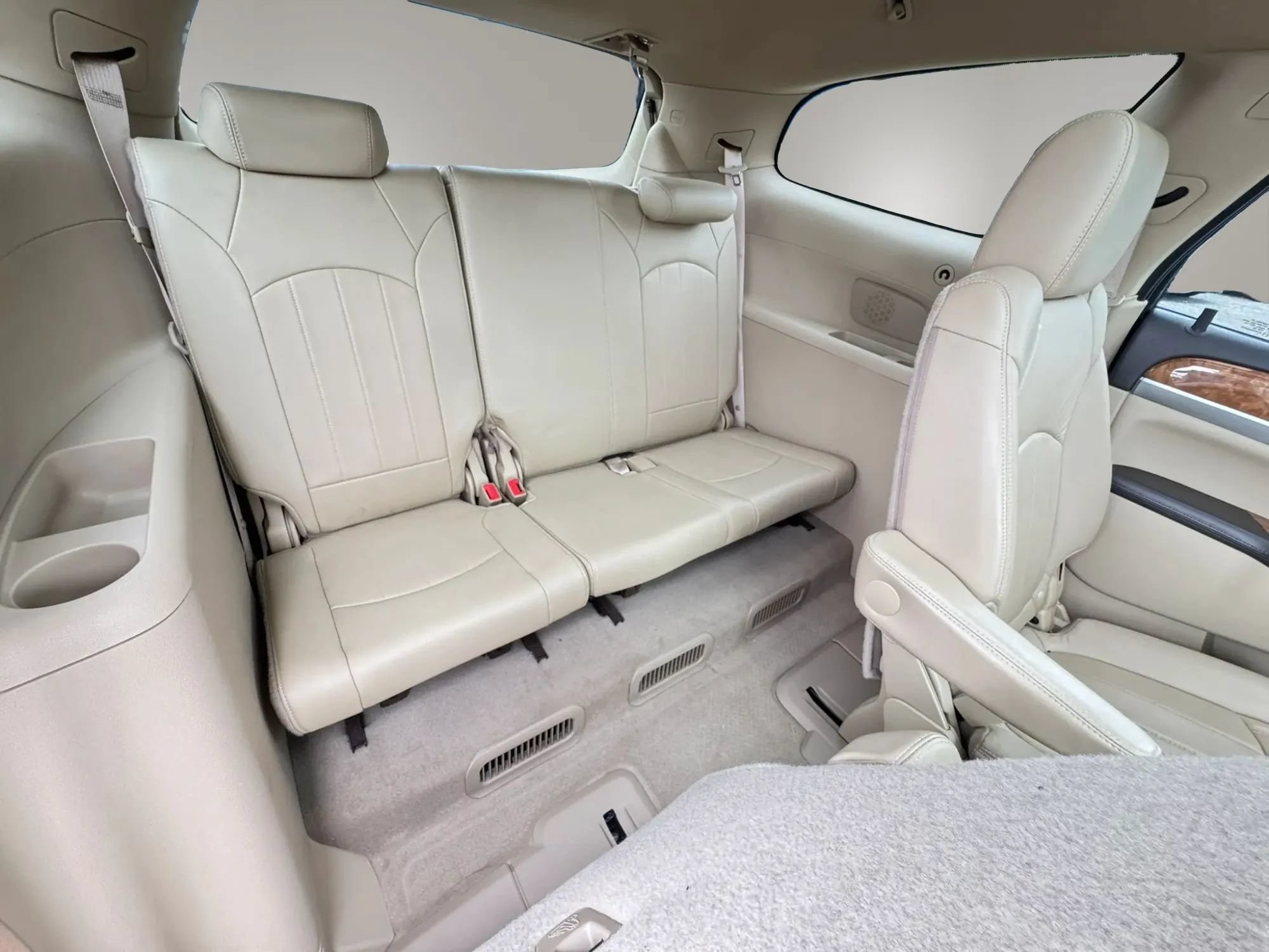 Used 2012 Buick Enclave Premium FWD image 14