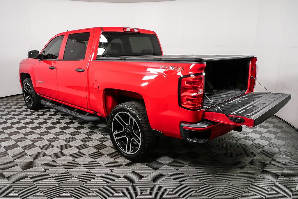 Used 2018 Chevrolet Silverado 1500 Custom w/ LPO, Black Pack AWD/4WD image 26