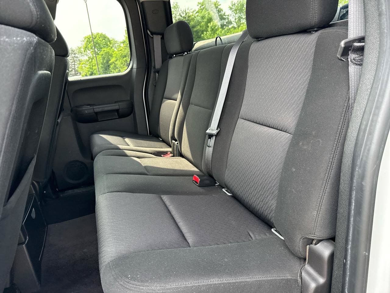 Used 2010 Chevrolet Silverado 1500 LT w/ Power Pack Plus AWD/4WD image 19
