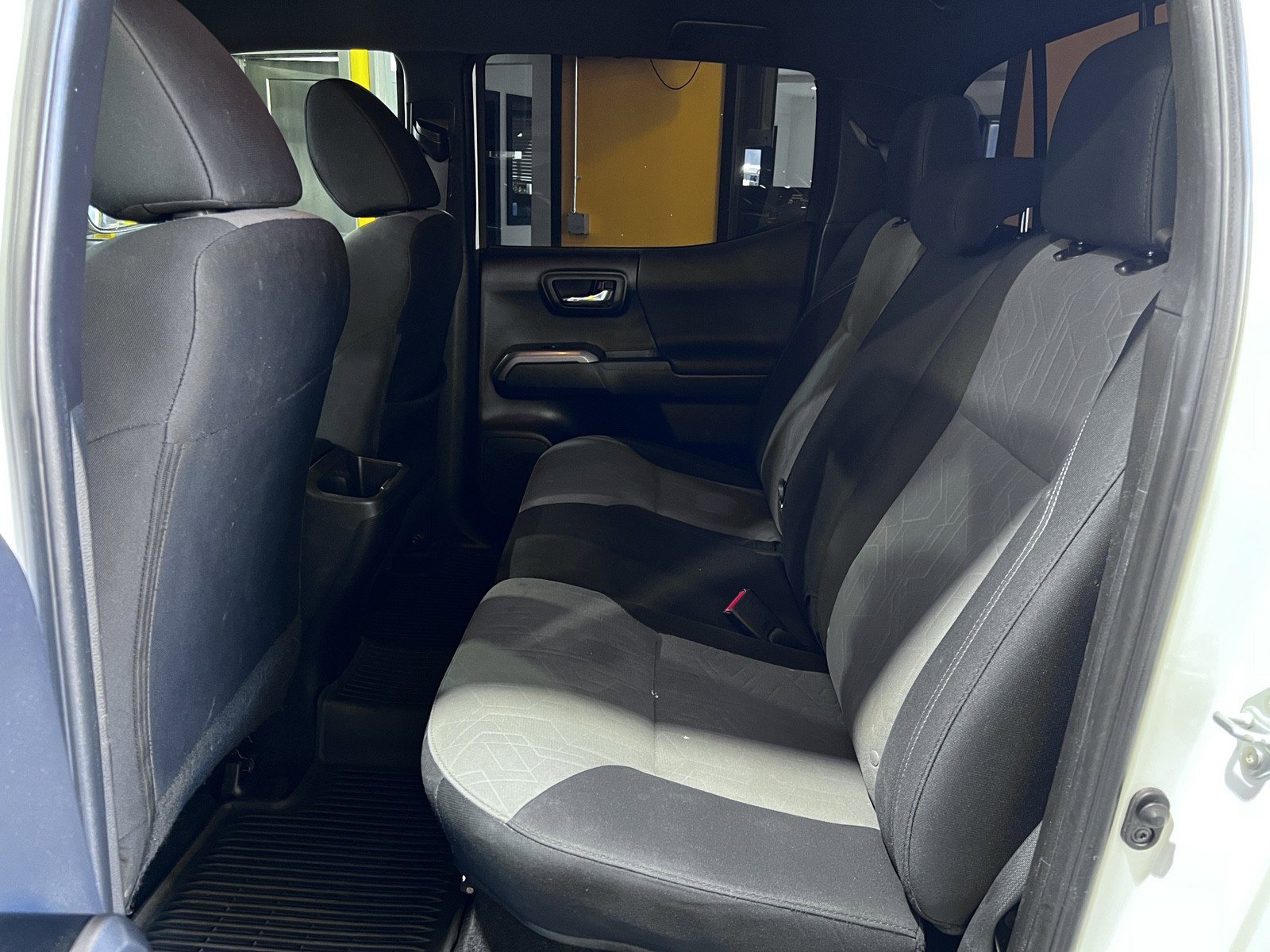 Used 2023 Toyota Tacoma TRD Off-Road image 19