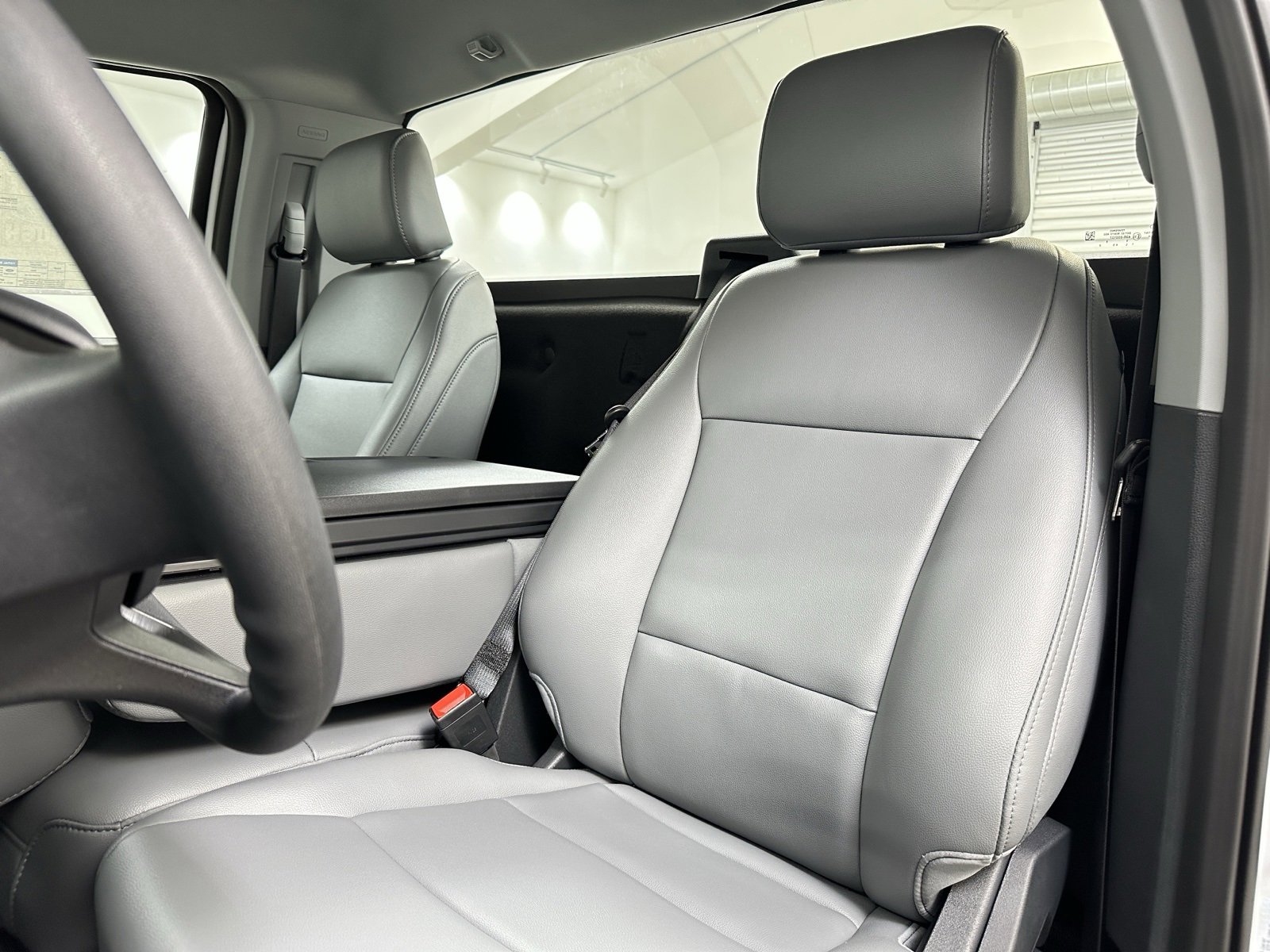 New 2025 Ford F350 XL w/ XL Chrome Package image 15