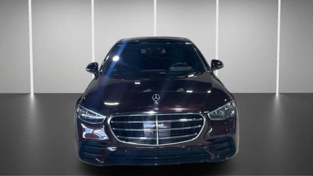 Used 2021 Mercedes-Benz S 580 4MATIC Sedan video 2