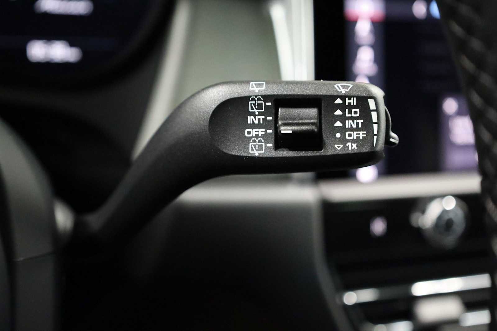 New 2026 Porsche Macan image 30