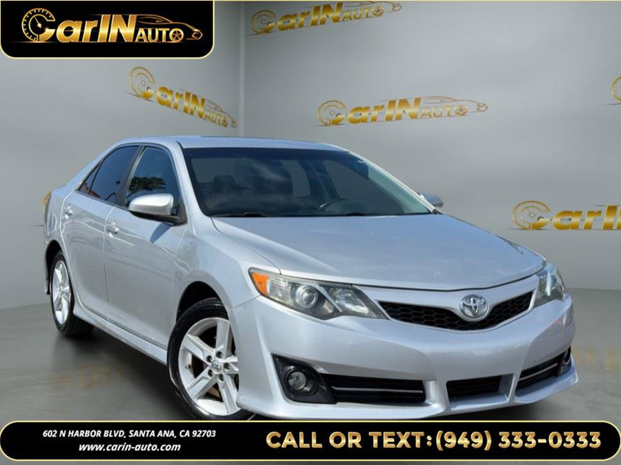Used 2014 Toyota Camry SE FWD image 3