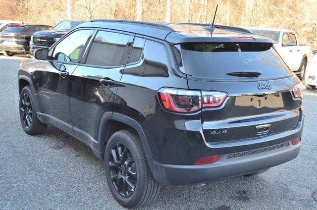 New 2026 Jeep Compass Latitude image 6