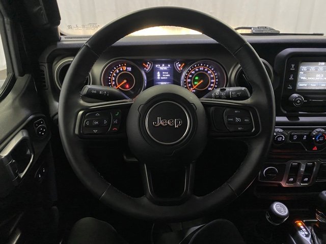 Used 2018 Jeep Wrangler Sport image 16