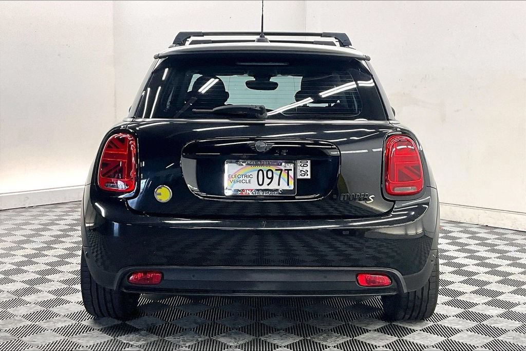 Used 2024 MINI Cooper SE FWD image 3