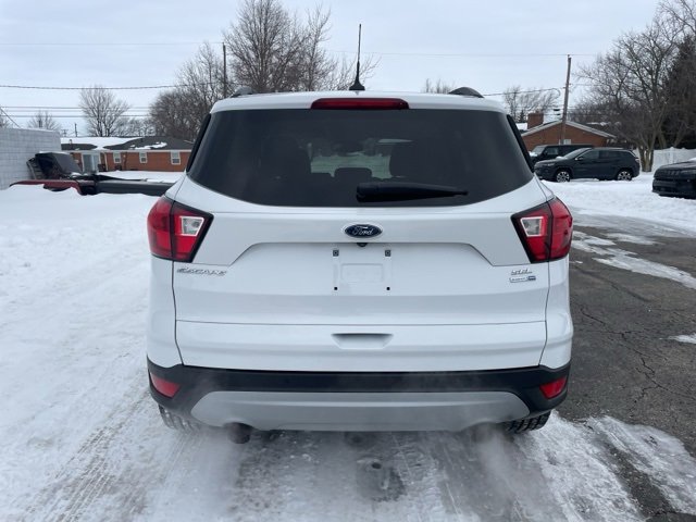 Used 2019 Ford Escape SEL image 11