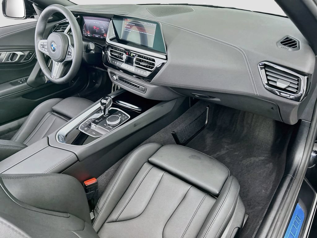Used 2025 BMW Z4 M40i w/ Premium Package RWD image 24