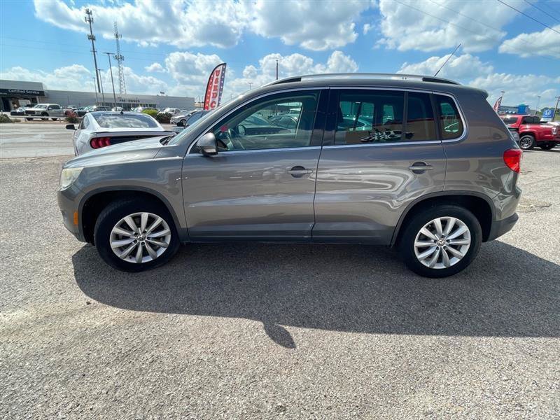 Used 2011 Volkswagen Tiguan S FWD image 9