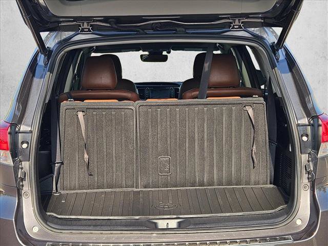 Used 2017 Toyota Highlander Limited Platinum AWD/4WD image 6