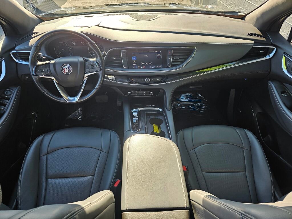 Used 2023 Buick Enclave Essence image 22