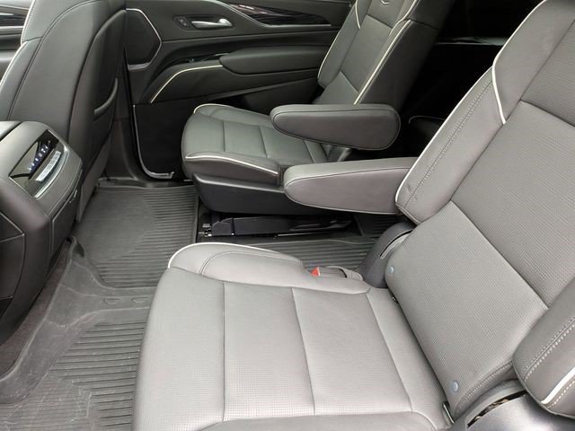 Certified 2024 Cadillac Escalade Sport w/ LPO, ONYX Package AWD/4WD image 22
