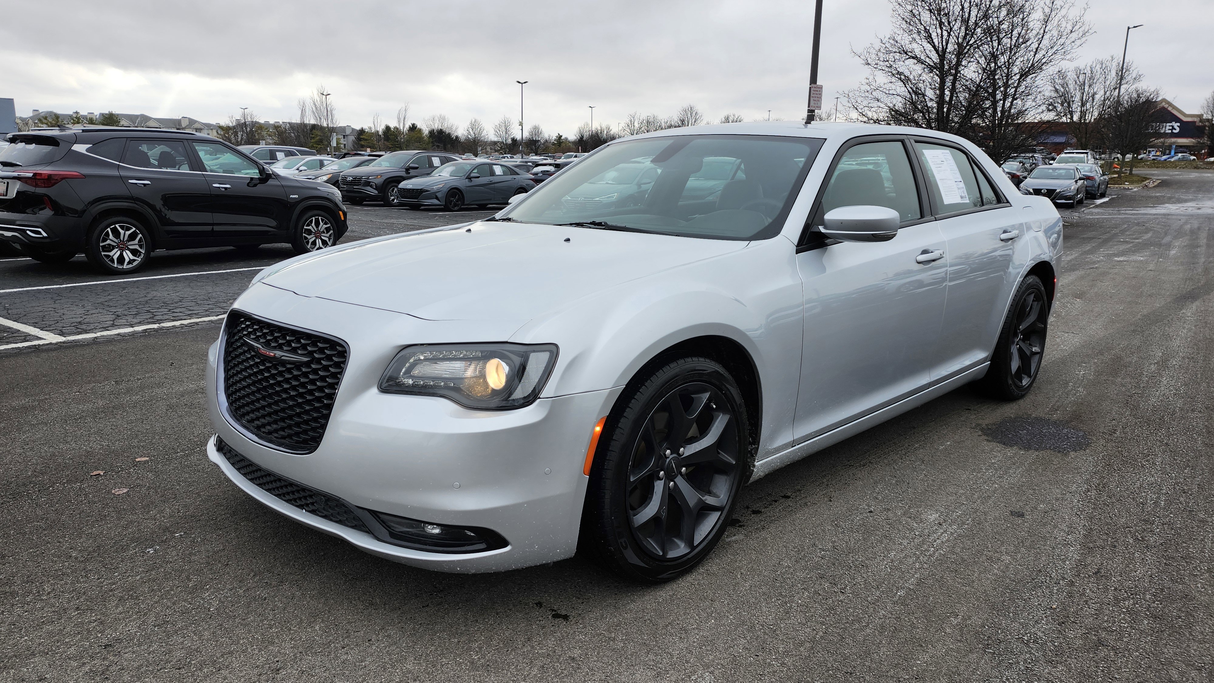 Used 2023 Chrysler 300 S image 14