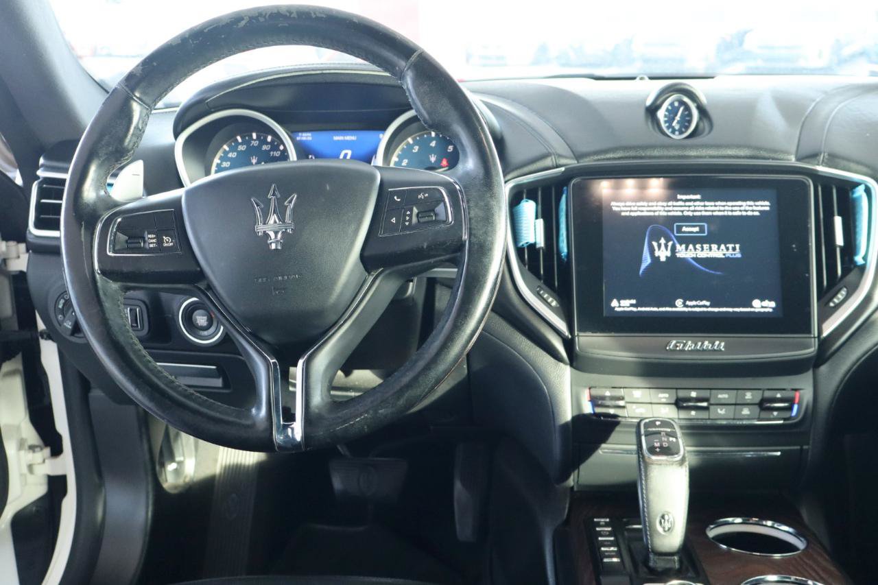 Used 2019 Maserati Ghibli S Q4 AWD/4WD image 17