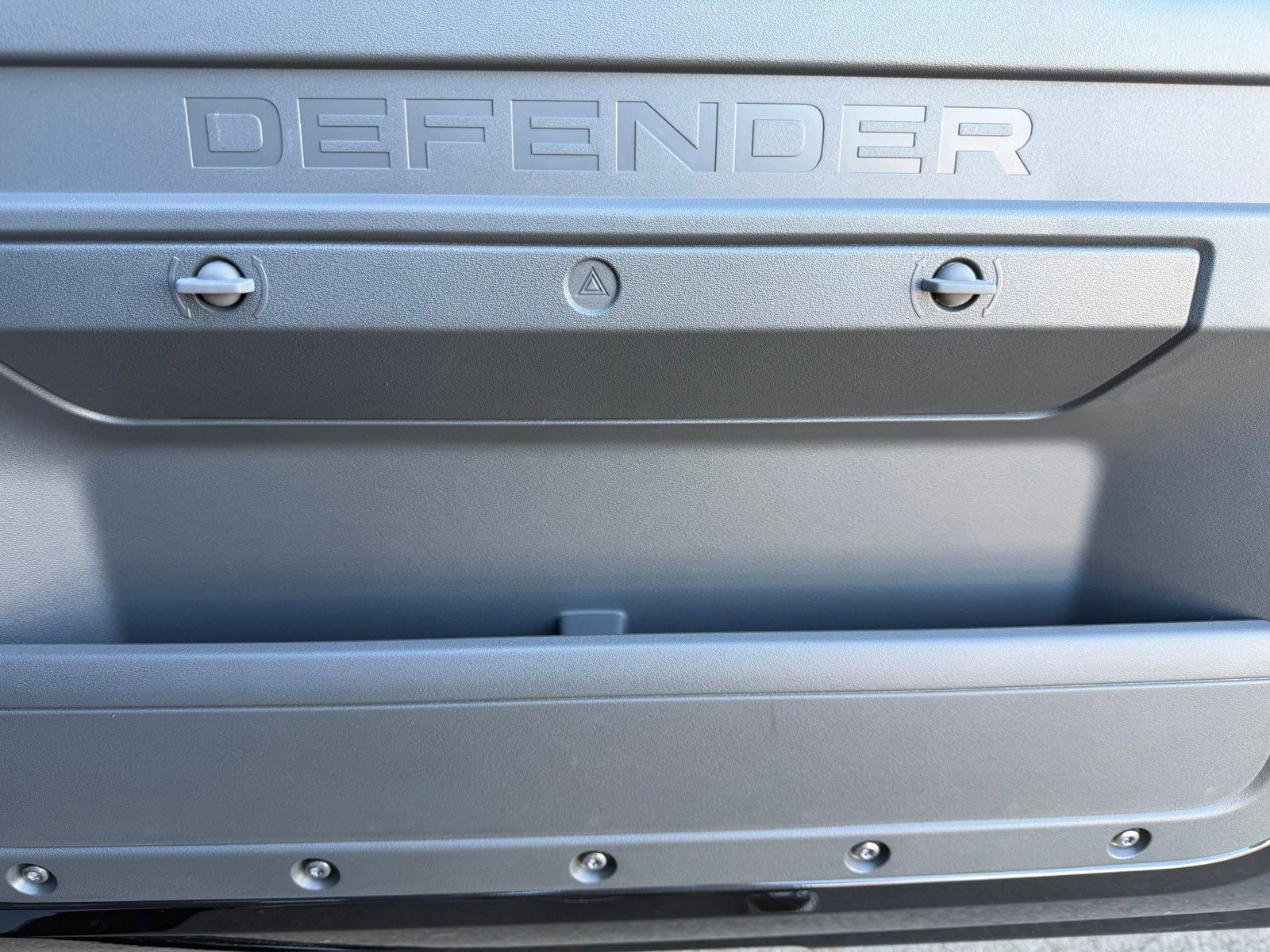 New 2026 Land Rover Defender 110 S AWD/4WD image 34