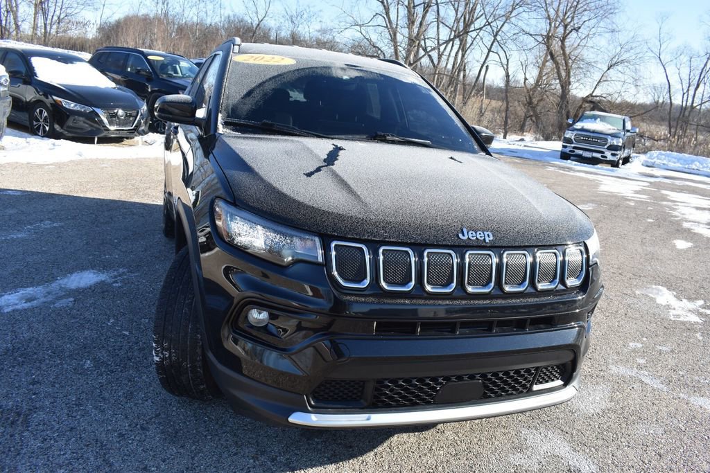 Used 2022 Jeep Compass Limited AWD/4WD image 10