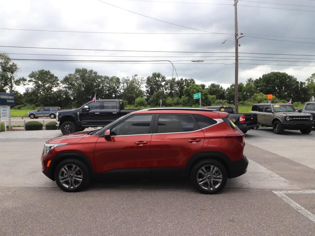 Used 2023 Kia Seltos S FWD image 5