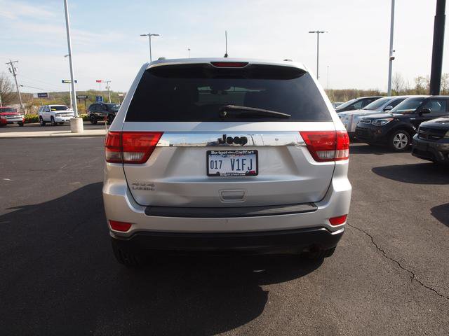 Used 2011 Jeep Grand Cherokee Laredo AWD/4WD image 2