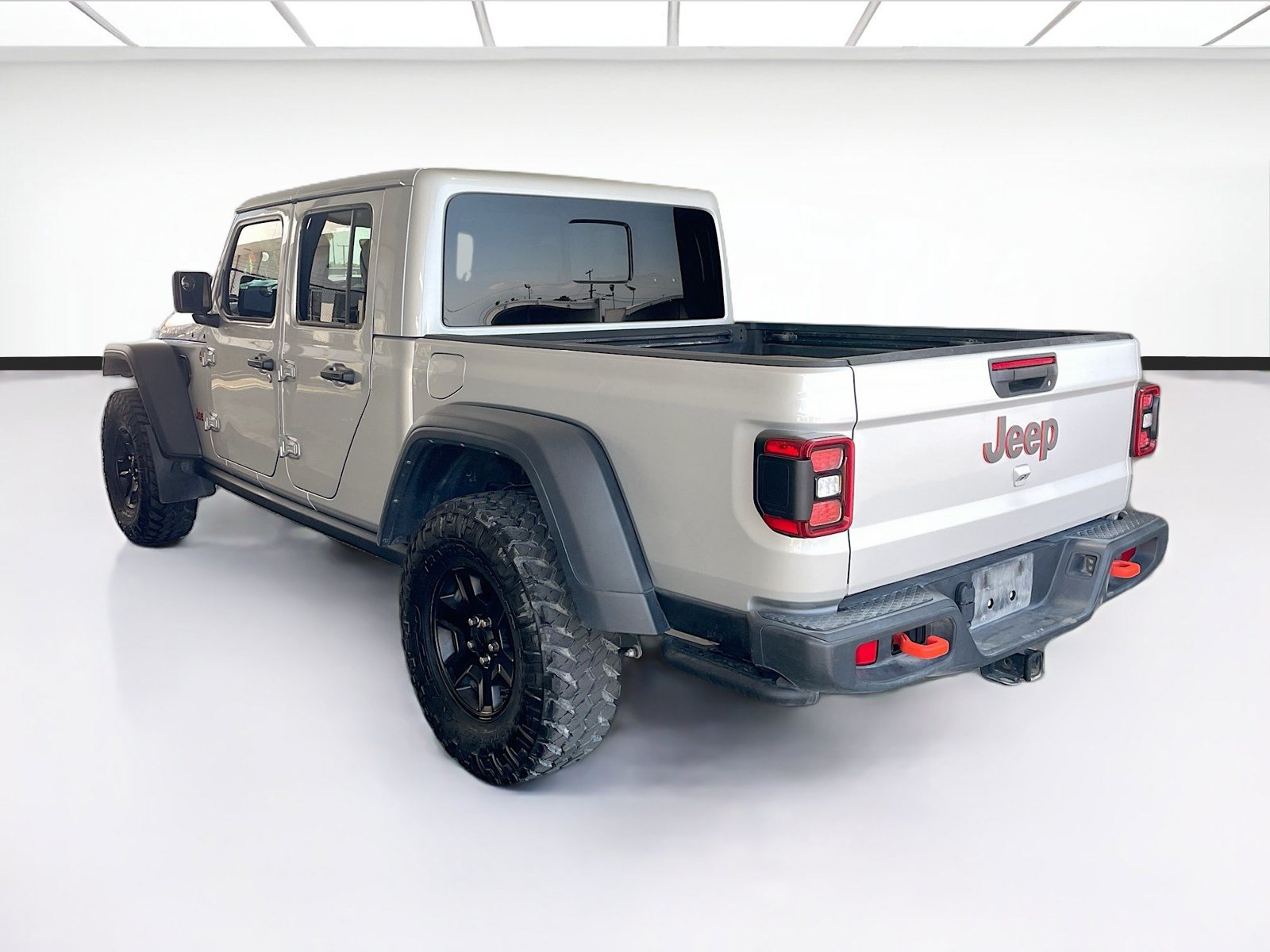 Used 2023 Jeep Gladiator Mojave w/ LED Lighting Group AWD/4WD image 6