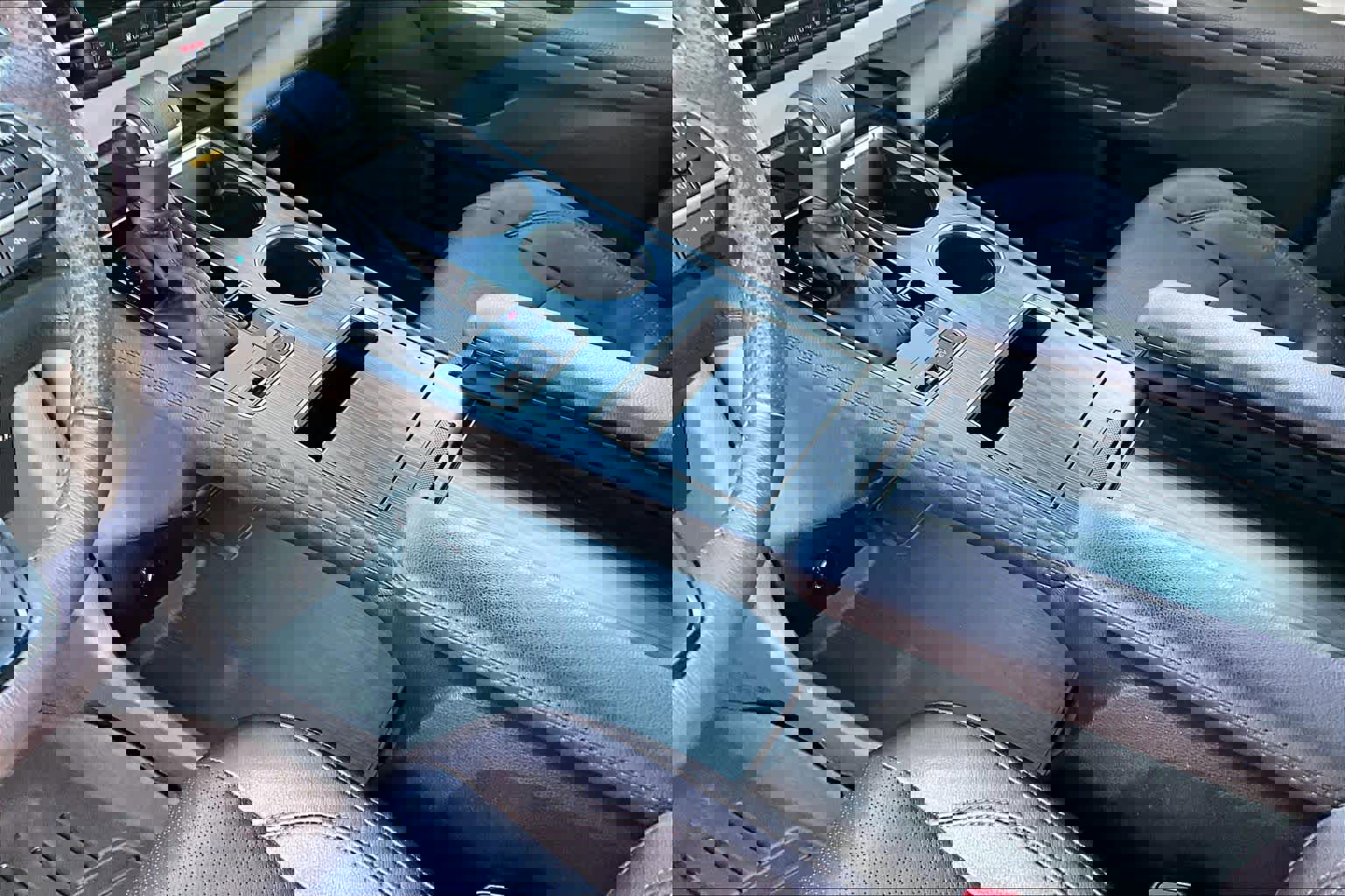 Certified 2021 Toyota Sienna Platinum image 34