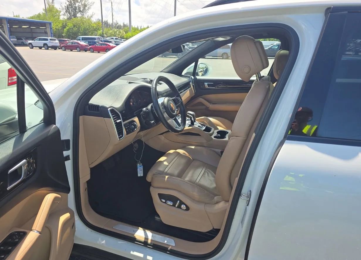 Used 2019 Porsche Cayenne AWD/4WD image 50