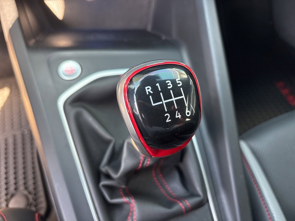 Certified 2022 Volkswagen GTI SE image 4