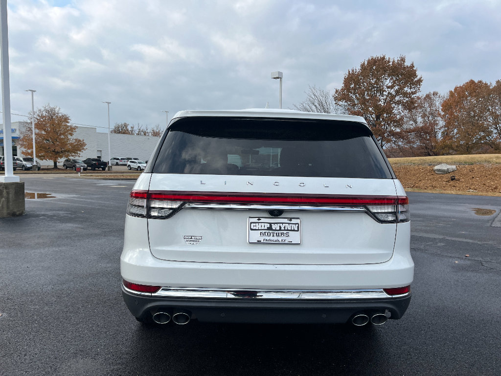Used 2023 Lincoln Aviator Reserve AWD/4WD image 6