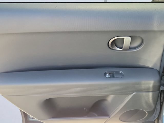 Used 2025 Hyundai Ioniq 5 SE RWD image 8