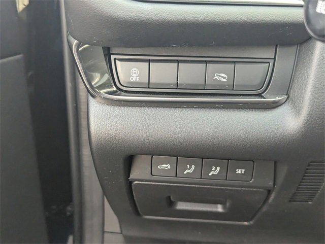 Used 2023 MAZDA CX-30 AWD 2.5 S w/ Premium Package image 30