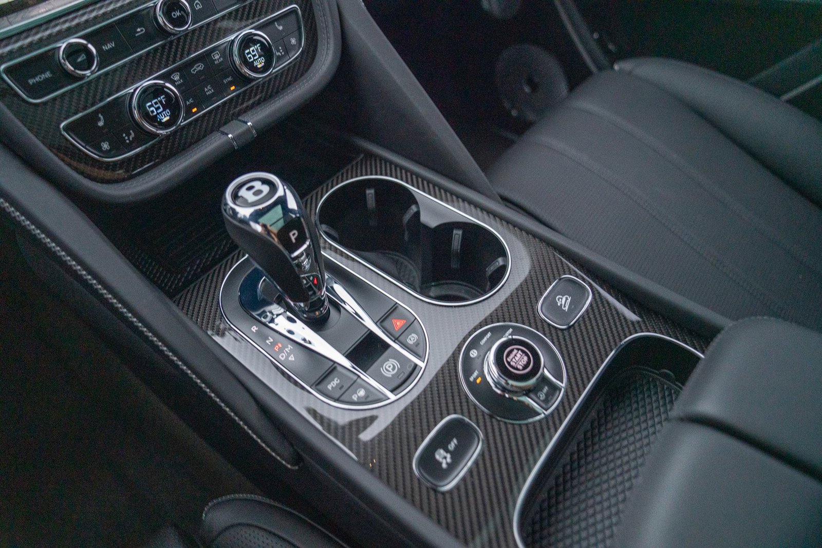 Used 2022 Bentley Bentayga image 22