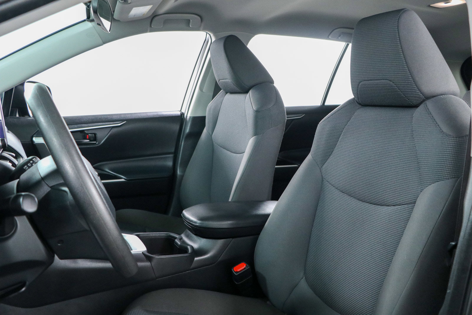 Used 2024 Toyota RAV4 LE image 23