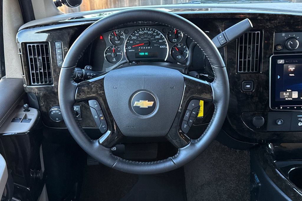 Used 2023 Chevrolet Express 2500 image 16