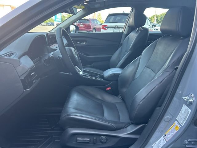 Used 2023 Honda Accord Touring image 13