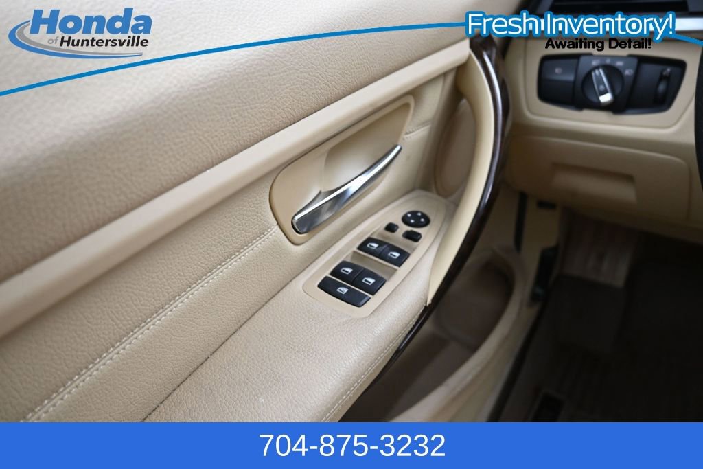 Used 2015 BMW 335i Sedan RWD image 17
