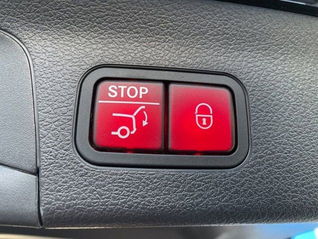 Used 2023 Mercedes-Benz GLS 450 4MATIC image 22