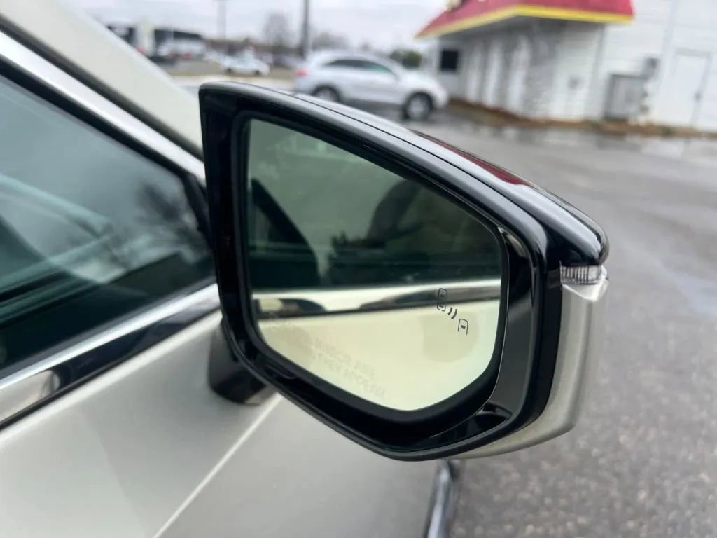 Used 2020 Lexus ES 350 w/ Premium Package image 35