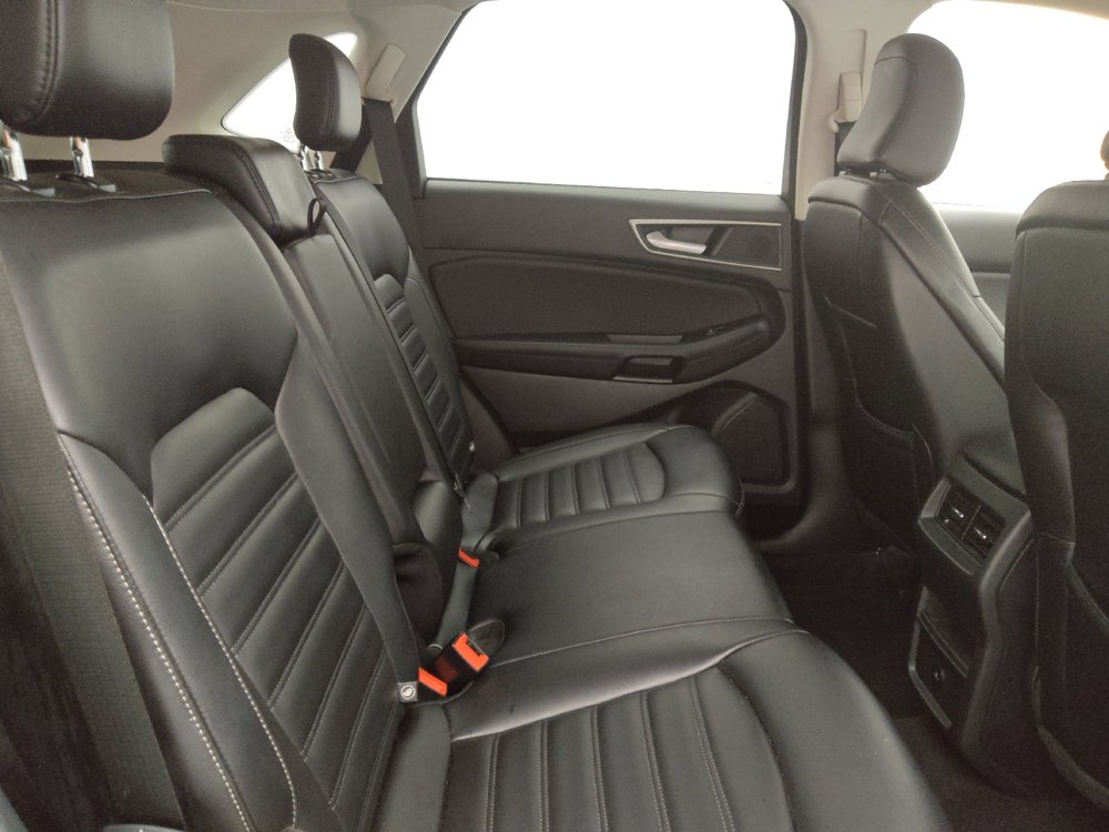 Used 2023 Ford Edge SEL image 19