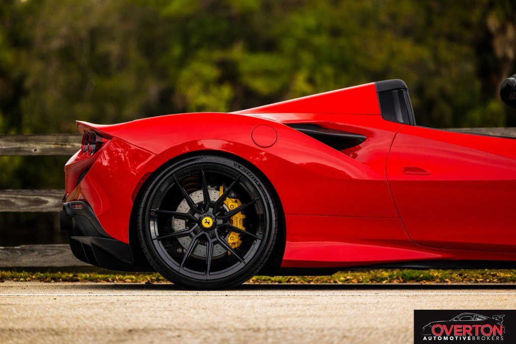 Used 2022 Ferrari F8 Tributo image 52