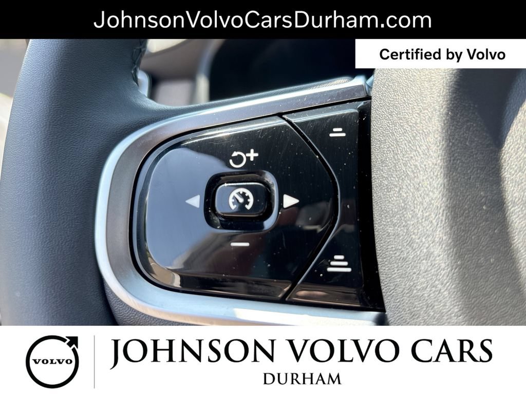 Certified 2025 Volvo XC90 B5 Core AWD/4WD image 25