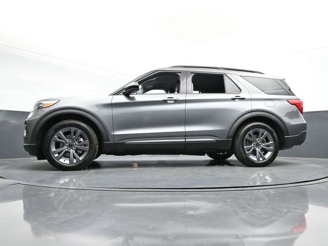 Used 2023 Ford Explorer XLT w/ Equipment Group 202A RWD image 36