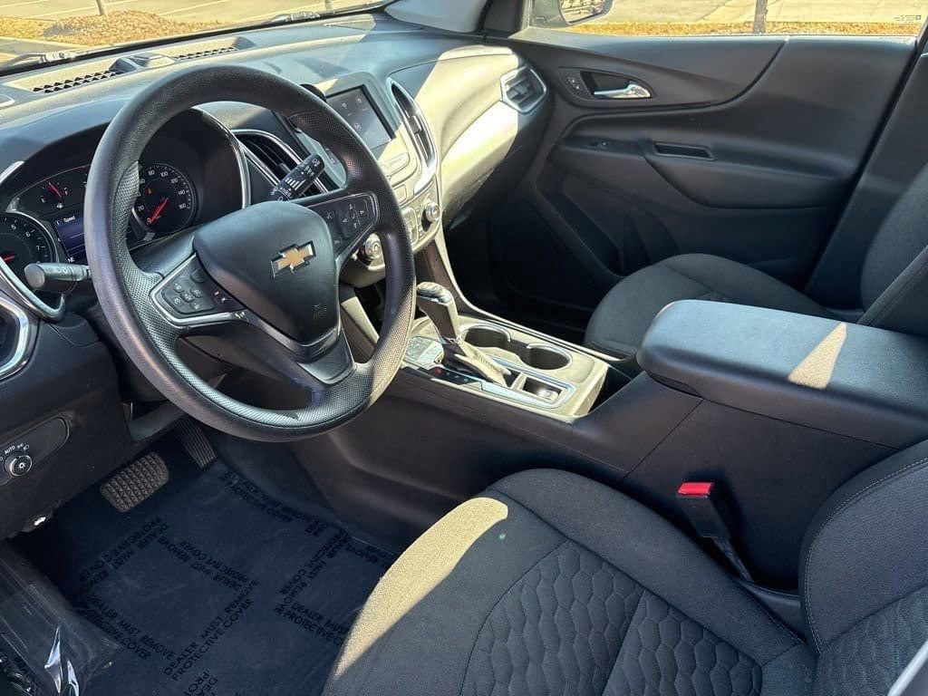 Used 2020 Chevrolet Equinox LT image 16